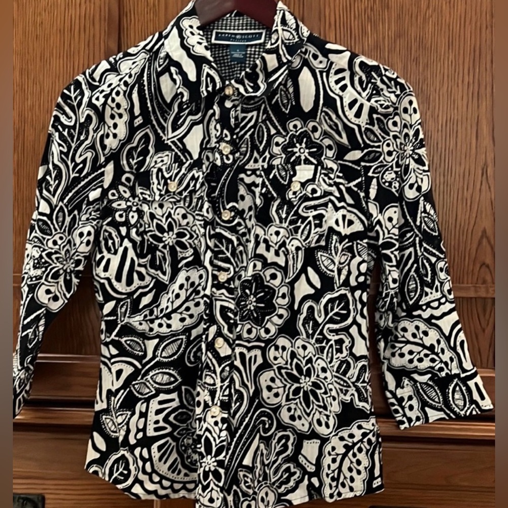 Karen Scott Petite 3/4 Sleeve Button Down Paisley Floral Scroll Blouse